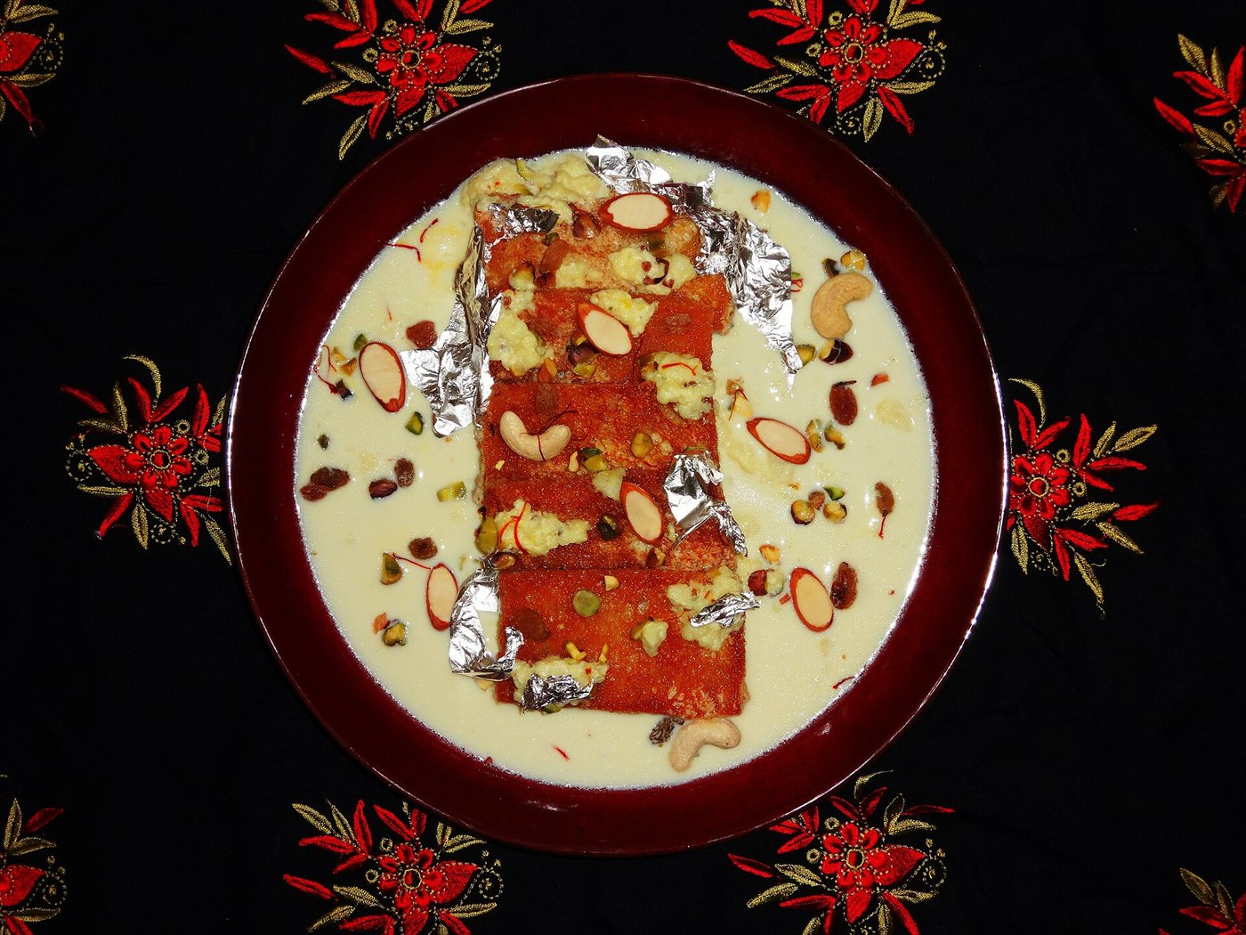 Double ka meetha, Hyderabadi bread pudding dessert with nuts